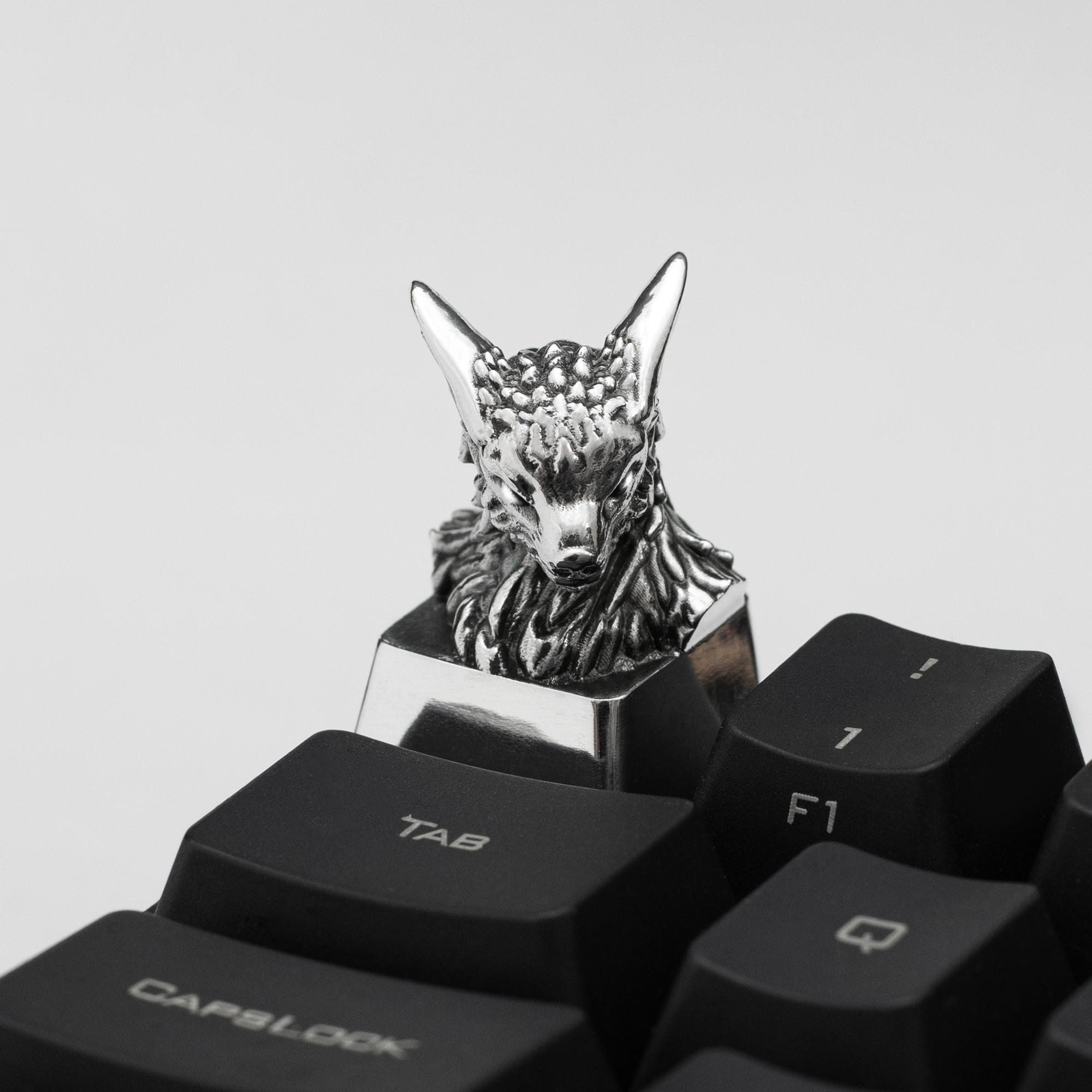 ảnh keycap bạc werewolf premium keycap, nút bàn phím bạc, nút esc, artisan keycap, keycap kim loại, cherry keycap, custom keycap 1